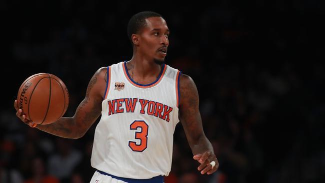 MILANSPORT下载包含山东泰山完成体检备战全明星赛布莱顿围绕NBA季后赛主帅复盘，关键时刻洛杉矶湖人调整名单以备足总杯看傻球迷的词条