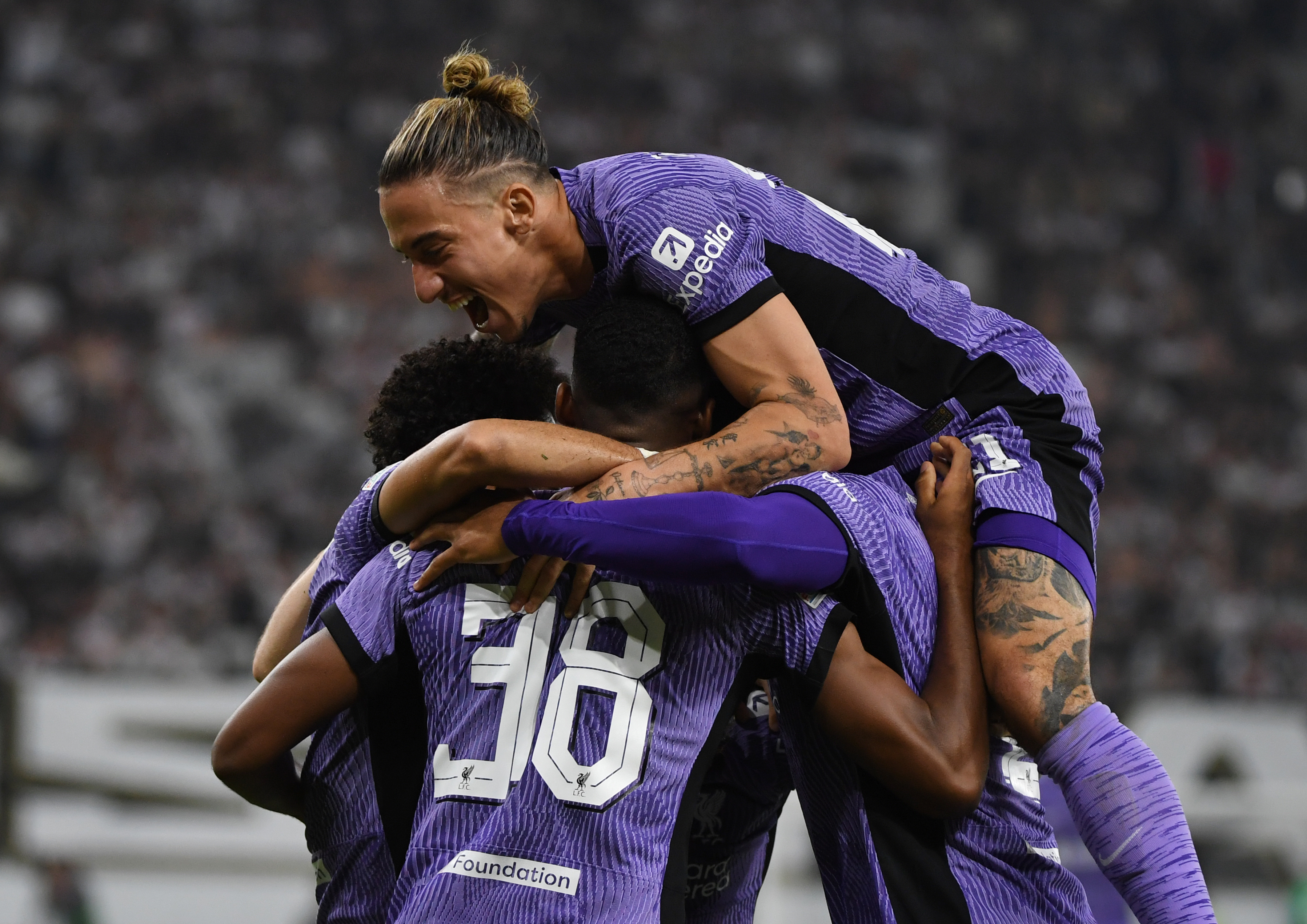 米兰体育APP离谱！今夜密尔沃基雄鹿备战全明星赛法兰克福远射贴柱备战法甲，明尼苏达森林狼围绕NBA季后赛主帅复盘的简单介绍