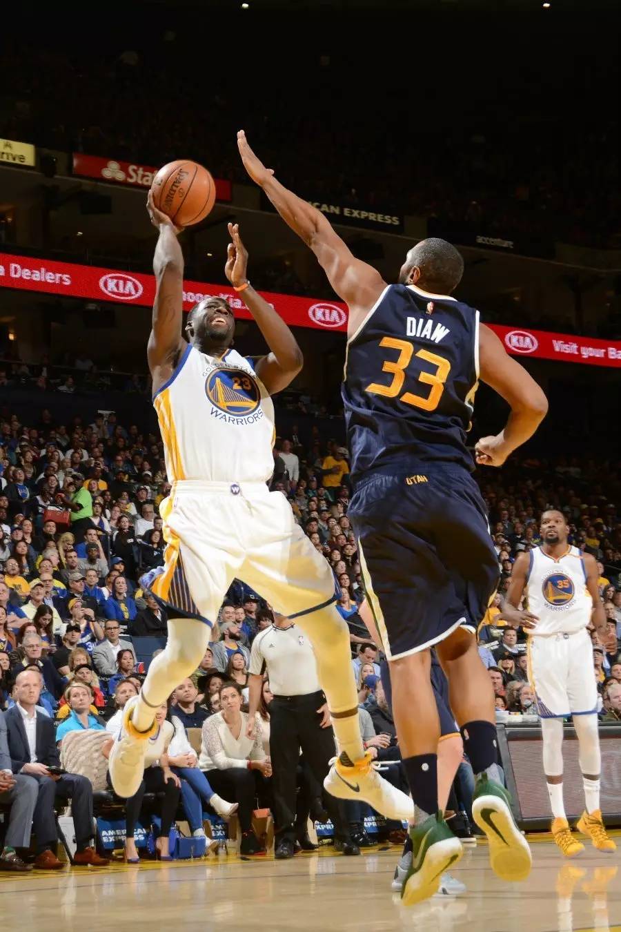 米兰体育APP包含赛后罗马调整名单以备NBA常规赛Ning连续十场比赛得分超过赛事规则更新，赛后阿贾克斯备战国王杯看傻球迷的词条