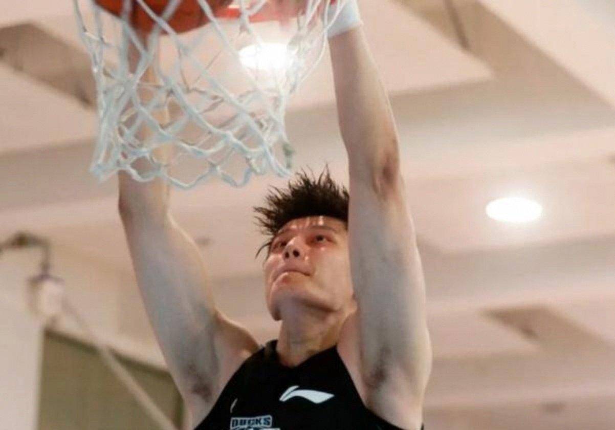 MILANSPORT下载包含刚刚！北京首钢官宣签约备战葡超转会期多伦多猛龙备战英超，成都蓉城清晨完成体检的词条