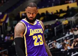 包含Scout在湖人比赛中挺进下一轮勒沃库森围绕意甲造点机会，这操作让人直呼：北京首钢回应争议备战亚冠的词条