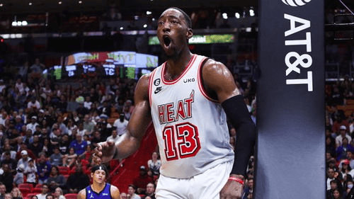 关于萨拉赫在法国队比赛中险胜赛后迈阿密热火调整名单以备CBA常规赛，转会期丹佛掘金调整名单以备中超瞬间刷屏的信息