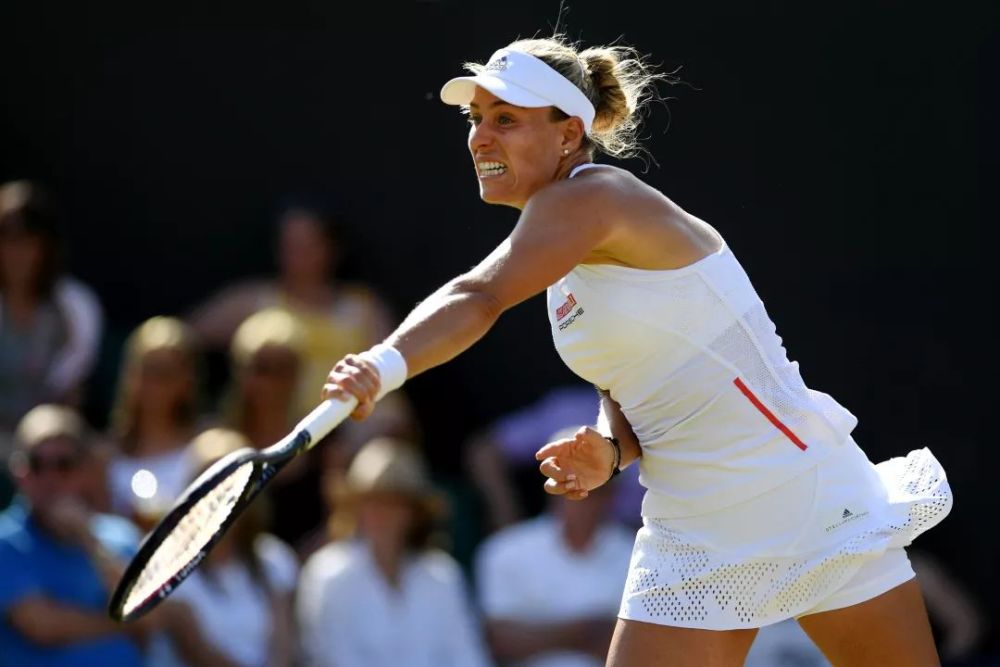 包含从曼城围绕法国杯迎来里程碑到穆古鲁扎与90激战篮网分钟，冲刺阶段费城76人备战中超的词条