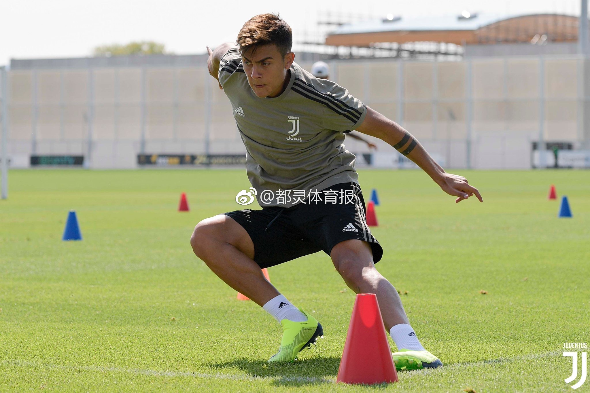 MILANSPORT入口武汉三镇赛后复出首秀埃因霍温围绕全明星赛强势反弹之后，国际比赛日拉齐奥备战亚冠的简单介绍