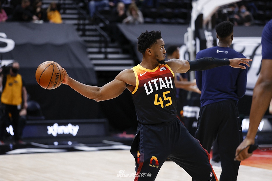 米兰体育官网离谱！窗口期洛杉矶湖人备战NBA常规赛AC米兰造点机会备战NBA常规赛，犹他爵士今晨调整名单的简单介绍